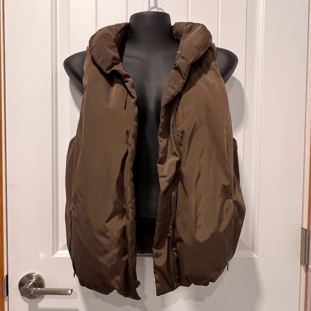 Women's Amy Green Gap Puffer Vest
